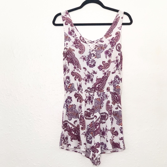 Kendall & Kylie Paisley Romper Small - Picture 2 of 5